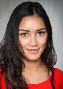 Luciane Buchanan
as Rose Larkin