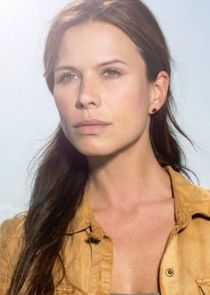 Rhona Mitra
as Dr. Rachel Scott