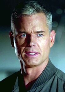 Eric Dane
as Tom Chandler