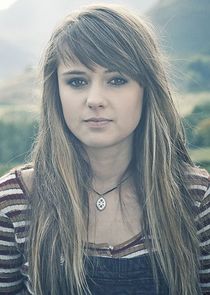 Molly Wright
as Rebecca Hughes