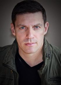 Craig Thomas Rivela
as Vito Genovese