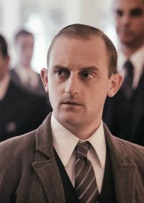 Ian Bell
as Meyer Lansky