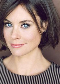 Ashley Williams
as Jeannie Gaffigan