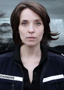 Alix Poisson
as Laure
