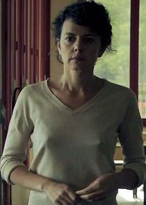 Constance Dollé
as Sandrine