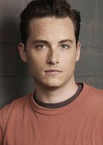 Jesse Lee Soffer
as Nate Devlin