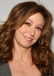 Wendy Makkena
as Daniella Devlin