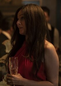 Aleksa Palladino
as Carla Viti