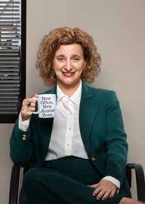 Felicity Ward
as Hannah Howard