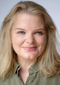 Lucy Schmidt
as Deborah Leonard