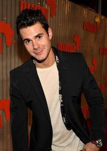 Jayson Blair
as Max Owens