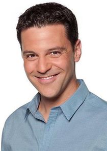 David Alan Basche
as Stuart Gardner