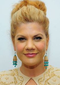 Kristen Johnston
as Holly Franklin