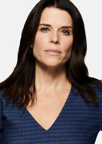 Neve Campbell
as Margaret 