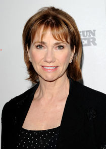 Kathy Baker
as Ellen Chenoweth