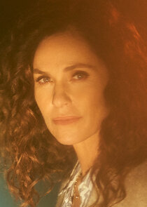 Amy Brenneman
as Zoe McDonald
