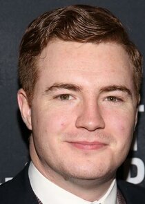 Brandon McClelland
as Hendrix