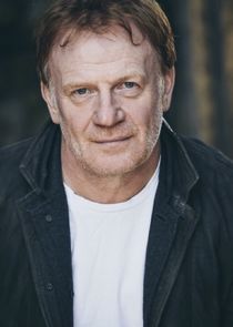 Mark Lewis Jones
as Charles Hullighan