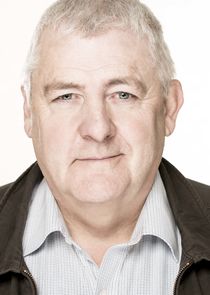 Peter Wight
as Peter Jaconelli