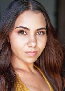 Sherry-Lee Watson
as Robyn