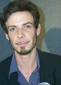 Noah Taylor
as Robert Senior