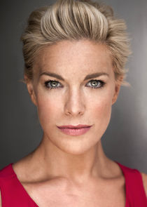 Hannah Waddingham
as Lady Bellaston