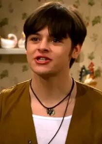 Mace Coronel
as Jay Kelso