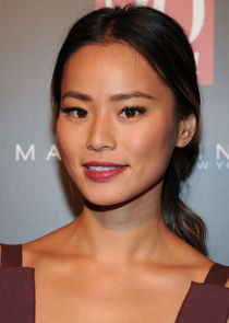 Jamie Chung
as Hel