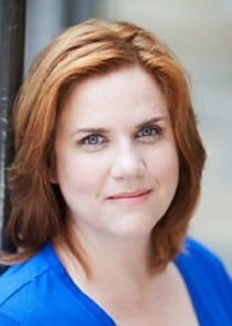 Donna Lynne Champlin
as Nikki Henry