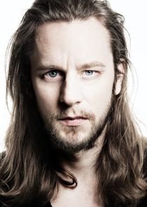 Tadhg Murphy
as Alto