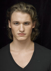 Dylan Playfair
as Clay Turner