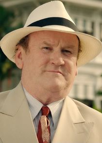 Colm Meaney
as Major Brendan Archer