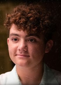 Cristian Perri
as Phil Cohen