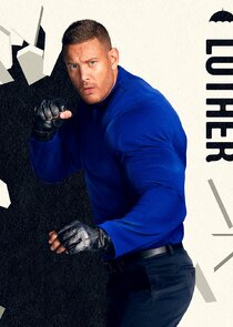 Tom Hopper
as Luther Hargreeves