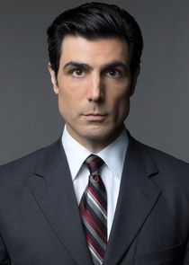 Louis Cancelmi
as Vince Stuart