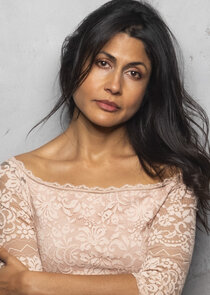 Angeliqa Devi
as Caltonia