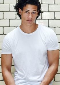 Emilio Sakraya
as Xenon