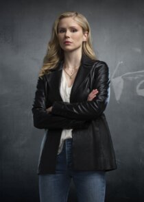 Erin Moriarty
as Annie January / Starlight
