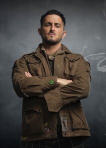 Tomer Capone
as Serge / Frenchie