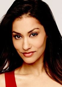 Janina Gavankar
as Detective Meredith Bose