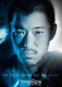 Aaron Yoo
as Russell Kwon