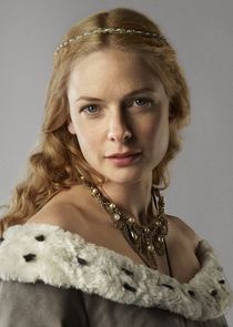 Rebecca Ferguson
as Queen Elizabeth