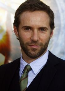 Alessandro Nivola
as Bert Schneider
