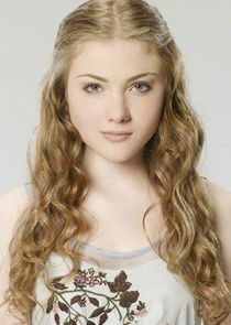 Skyler Samuels
as Andie Bates
