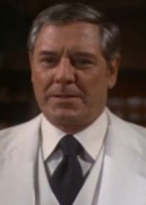 Craig Stevens
as Walter Carlson