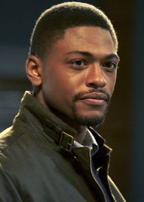 Justin Cornwell
as Damien Asante