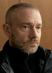 Martin Freeman
as Chris Carson