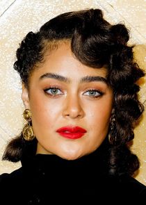 Izuka Hoyle
as Lorna