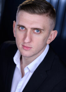 Philip Shaun McGuinness
as Ian