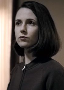 Alona Tal
as Julia Schneider